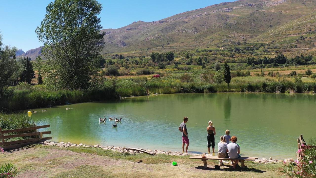 Camping La Peiriere Tuchan Екстериор снимка