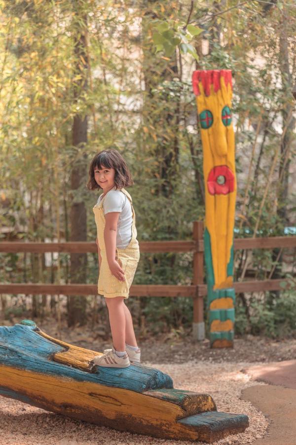 Camping La Peiriere Tuchan Екстериор снимка