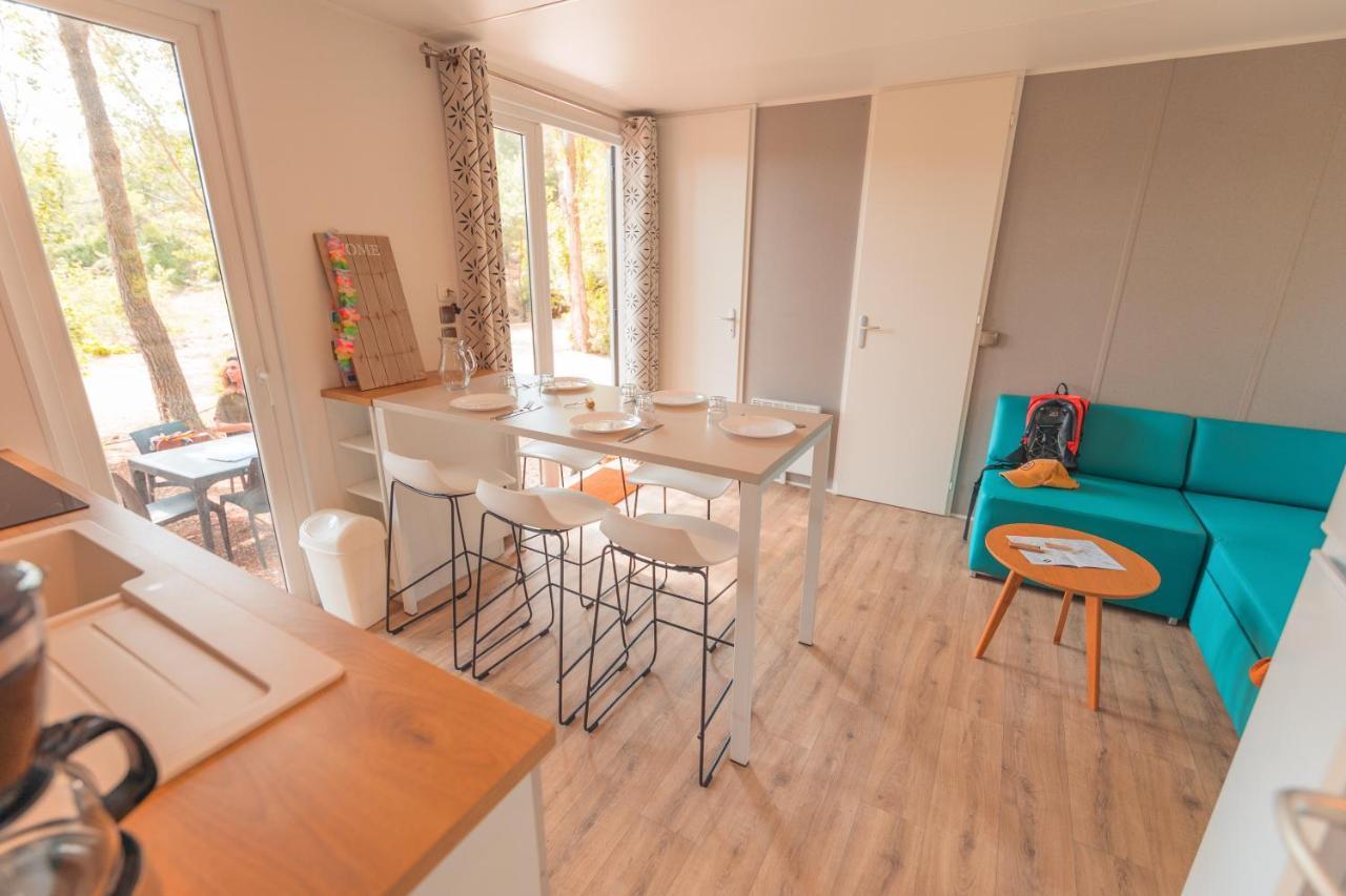 Camping La Peiriere Tuchan Екстериор снимка