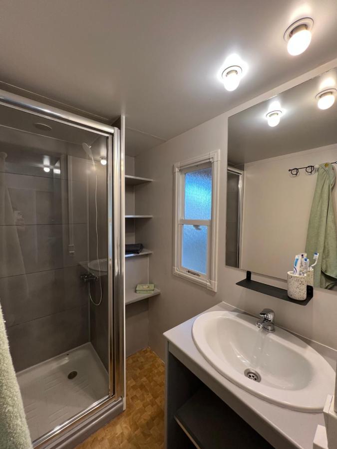Camping La Peiriere Tuchan Екстериор снимка