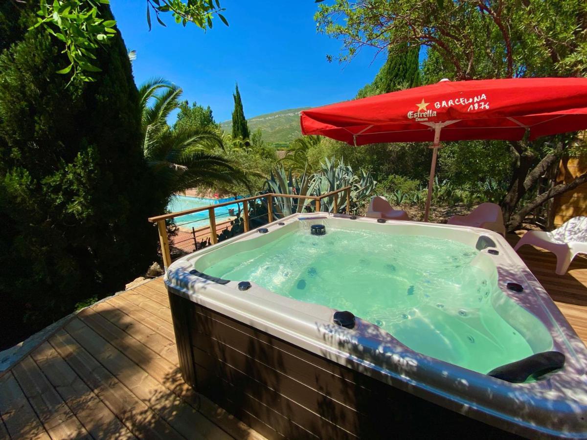 Camping La Peiriere Tuchan Екстериор снимка
